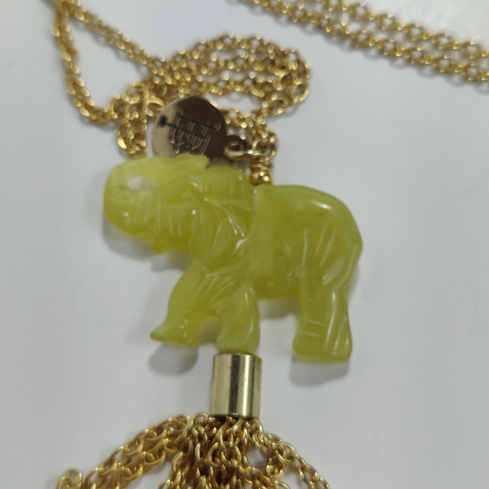 Bourbon‎ and Bowties Jade Elephant Necklace Gold-tone Long 30” Boho - Picture 7 of 8